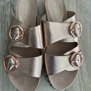 Silent D Joist Sandals